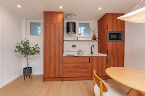 T1 na Ajuda junto ao Palácio