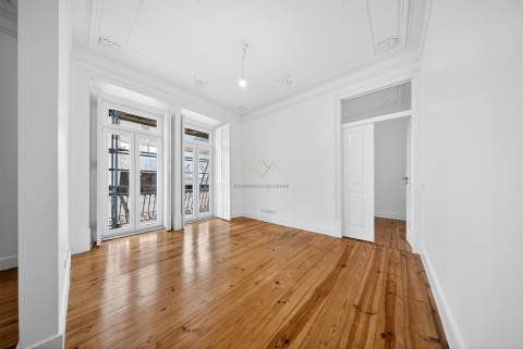 T2 de Charme Totalmente Renovado junto ao Marquês de Pombal