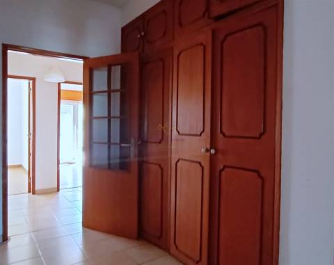 T3 com 2 Terraços em Massamá (junto ao Shopping)