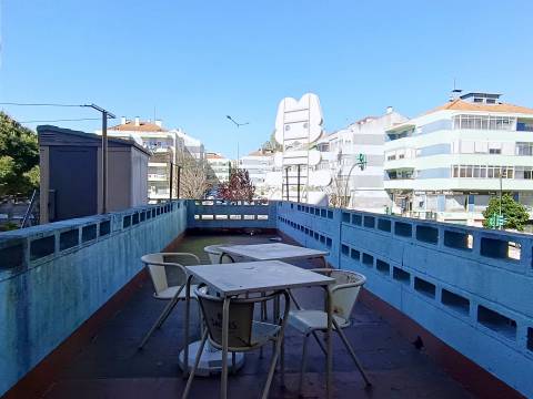 T3 com 2 Terraços em Massamá (junto ao Shopping)