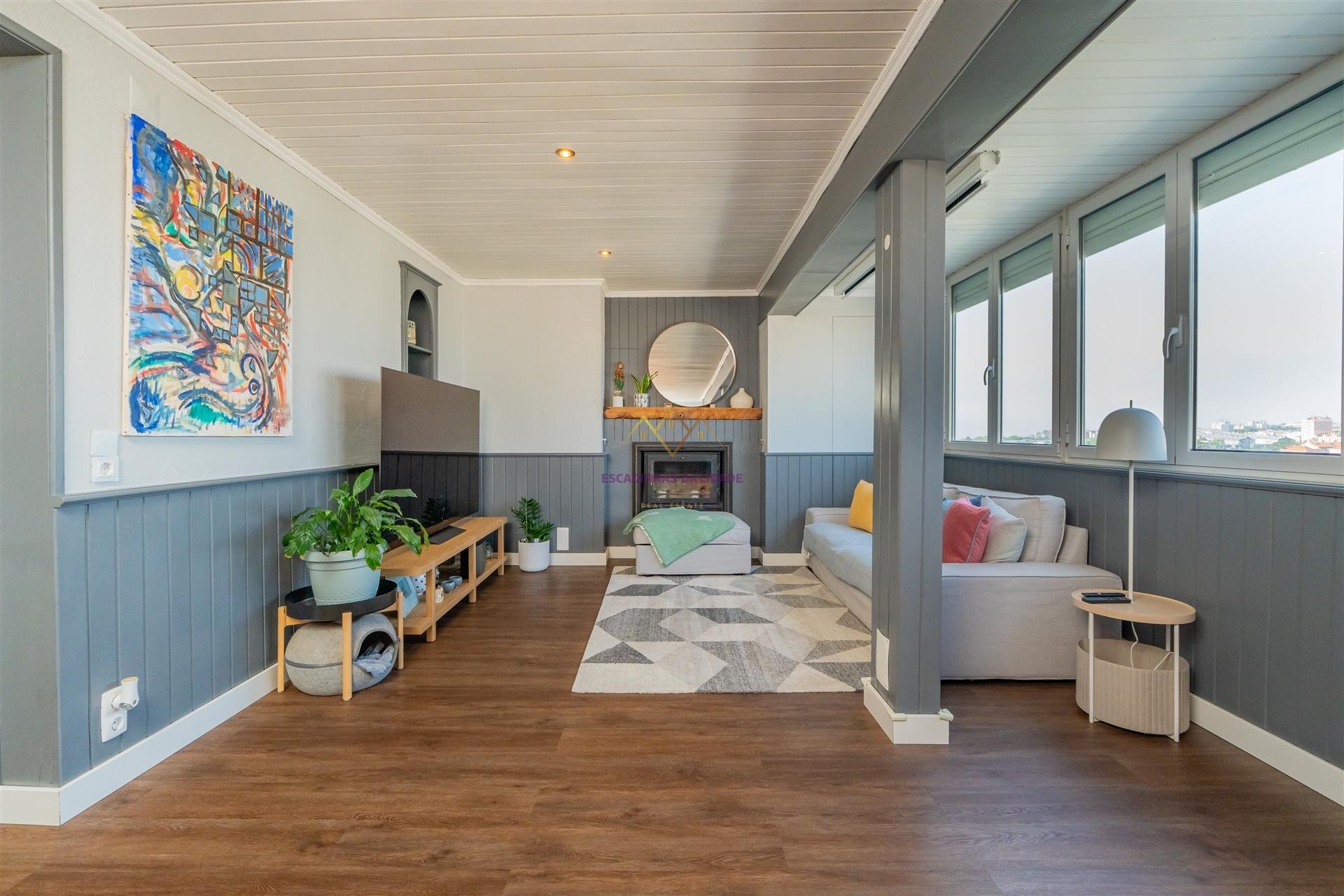 Penthouse única em Benfica - vistas 360º