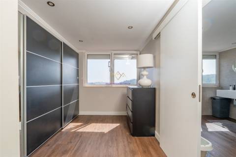 Penthouse única em Benfica - vistas 360º