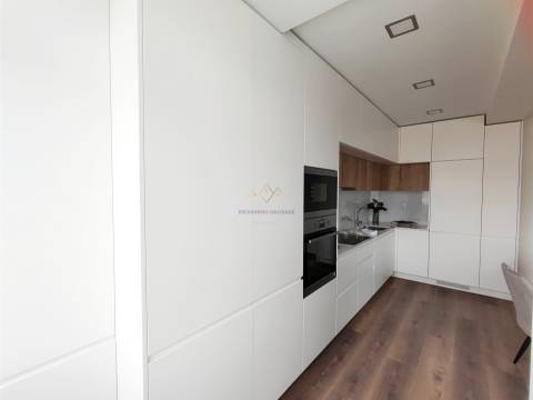 T3 de charme totalmente remodelado com Vista para Monsanto e Mata de  Benfica