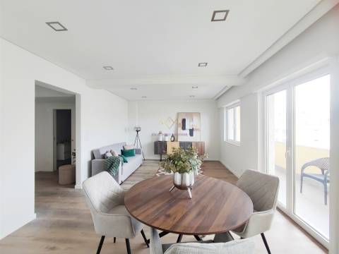 T3 de charme totalmente remodelado com Vista para Monsanto e Mata de  Benfica