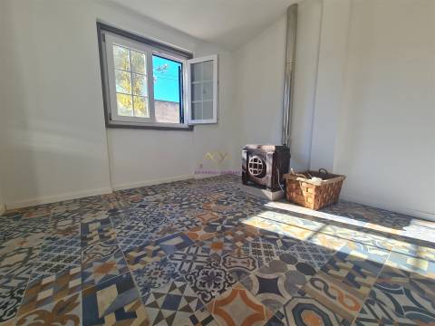 Moradia T1 para Arrendamento na Ribeira de Sintra