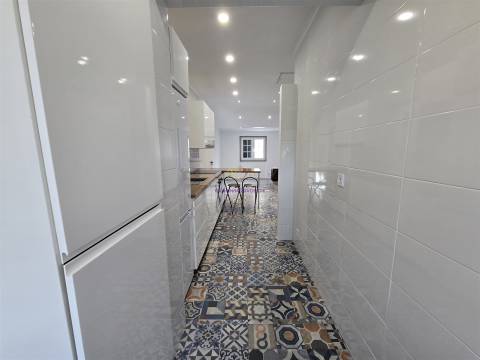 Moradia T1 para Arrendamento na Ribeira de Sintra