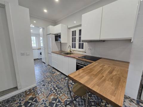 Moradia T1 para Arrendamento na Ribeira de Sintra