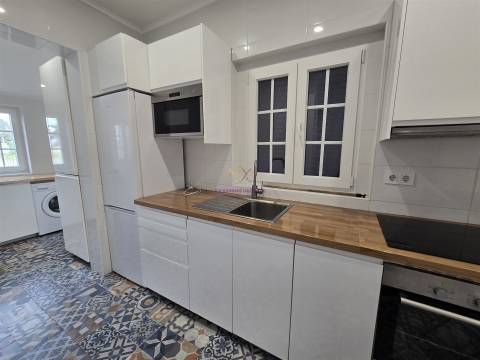 Moradia T1 para Arrendamento na Ribeira de Sintra