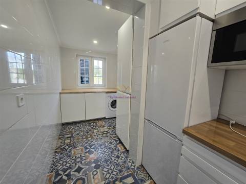 Moradia T1 para Arrendamento na Ribeira de Sintra