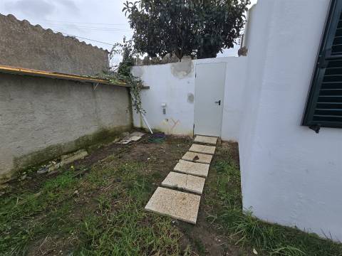 Moradia T1 para Arrendamento na Ribeira de Sintra
