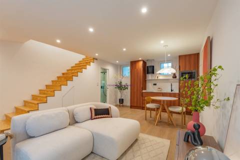 T1 na Ajuda junto ao Palácio