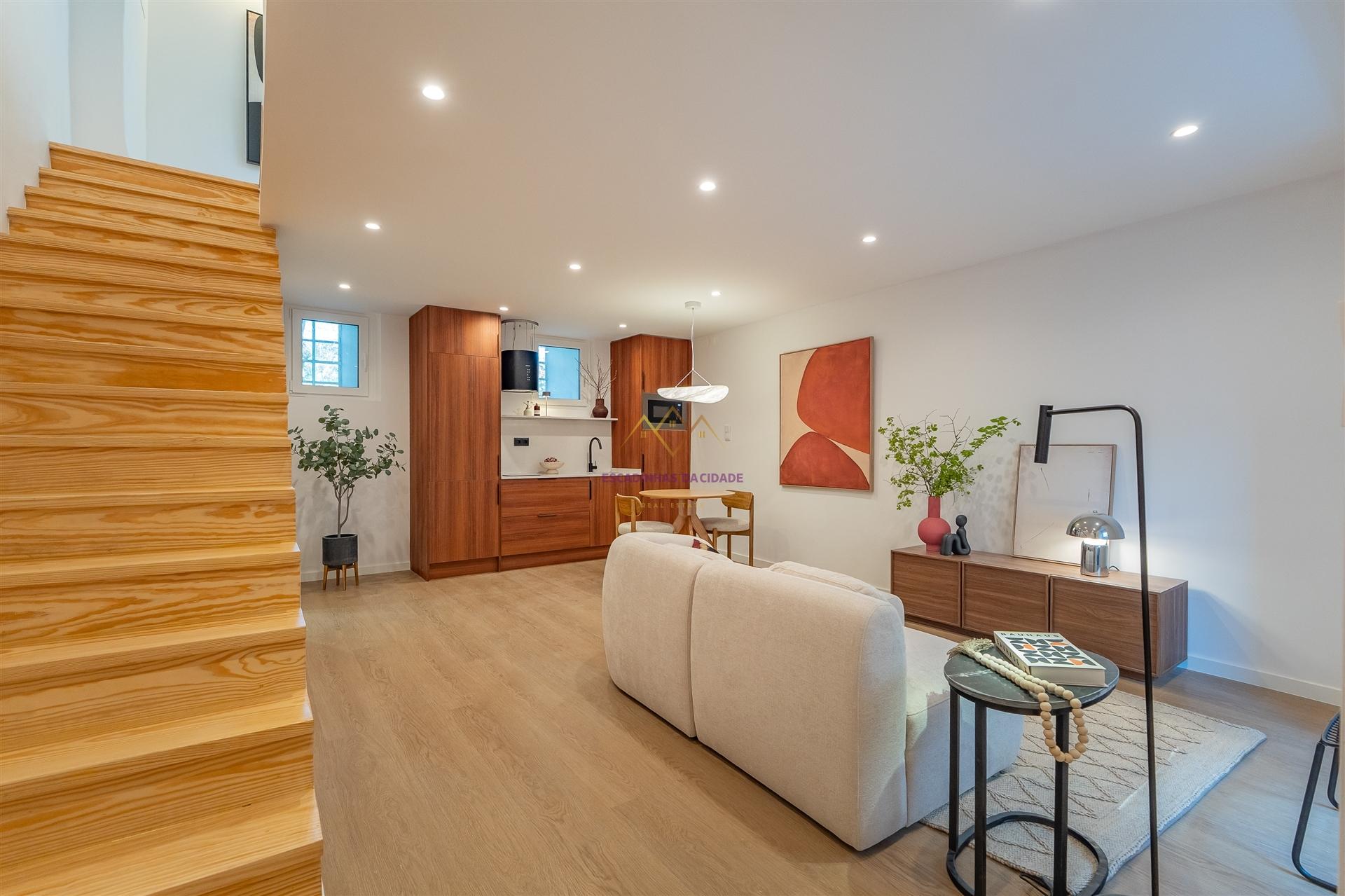 T1 na Ajuda junto ao Palácio