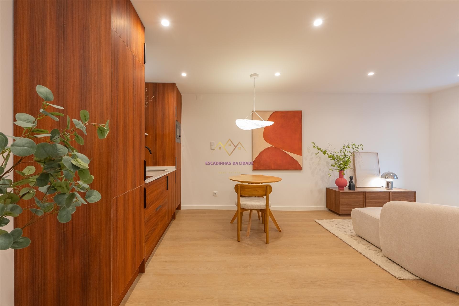 T1 na Ajuda junto ao Palácio