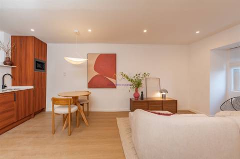 T1 na Ajuda junto ao Palácio