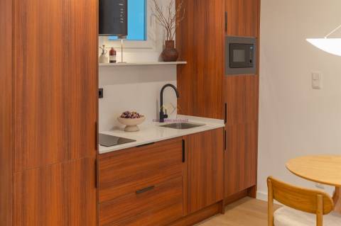 T1 na Ajuda junto ao Palácio