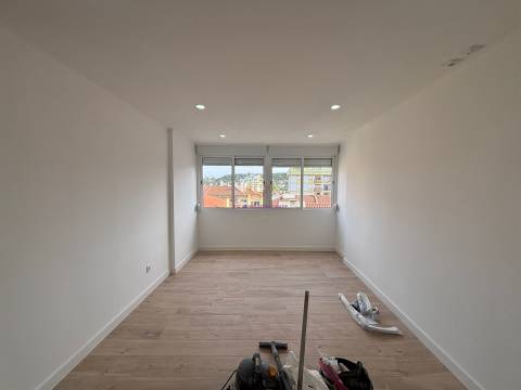 T2+1 Odivelas Remodelado