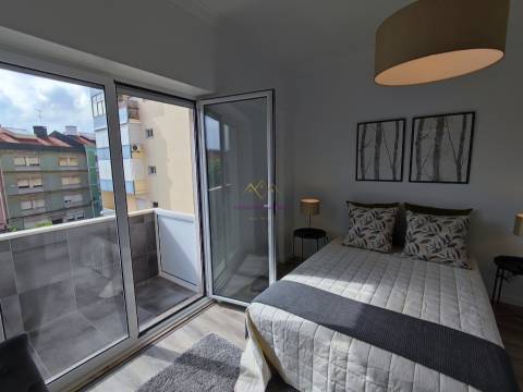 T3 de charme totalmente remodelado com Vista para Monsanto e Mata de  Benfica