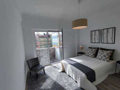 T3 de charme totalmente remodelado com Vista para Monsanto e Mata de  Benfica