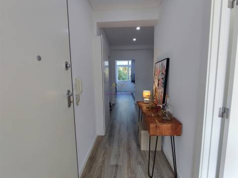 T3 de charme totalmente remodelado com Vista para Monsanto e Mata de  Benfica