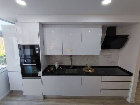 T3 de charme totalmente remodelado com Vista para Monsanto e Mata de  Benfica