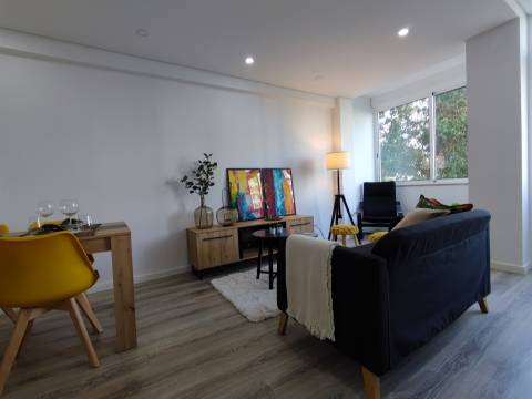 T3 de charme totalmente remodelado com Vista para Monsanto e Mata de  Benfica