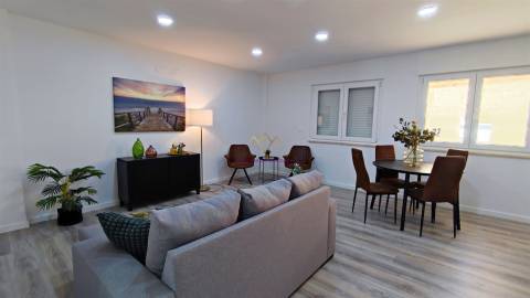 T3 de charme totalmente remodelado com Vista para Monsanto e Mata de  Benfica