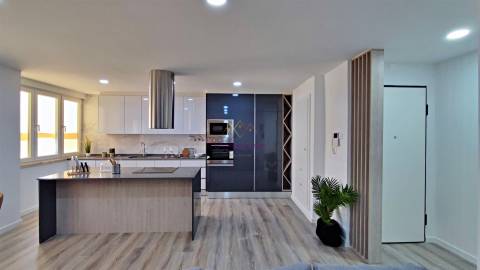 T3 de charme totalmente remodelado com Vista para Monsanto e Mata de  Benfica