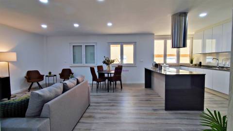 T3 de charme totalmente remodelado com Vista para Monsanto e Mata de  Benfica