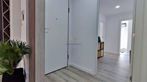 T3 de charme totalmente remodelado com Vista para Monsanto e Mata de  Benfica