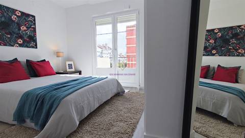 T3 de charme totalmente remodelado com Vista para Monsanto e Mata de  Benfica