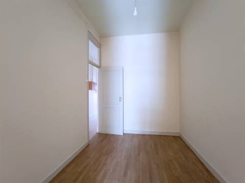 Apartamento T3 usado no centro Lisboa