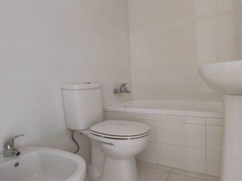 Apartamento T3 usado no centro Lisboa