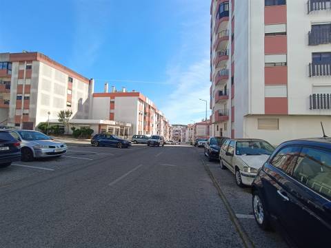 Terreno comercial urbano quinta do mirante Queluz