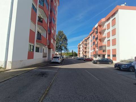 Terreno comercial urbano quinta do mirante Queluz