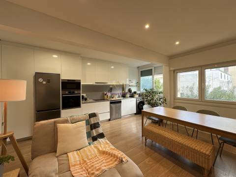 Apartamento T3 para arrendar, em Montalvão, Setúbal