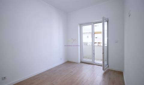 Apartamento T2+1 Venda em Venteira,Amadora