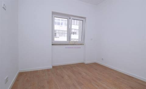 Apartamento T2+1 Venda em Venteira,Amadora