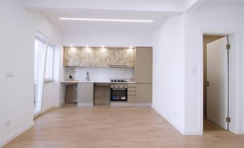 Apartamento T2+1 Venda em Venteira,Amadora
