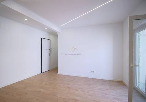 Apartamento T2+1 Venda em Venteira,Amadora