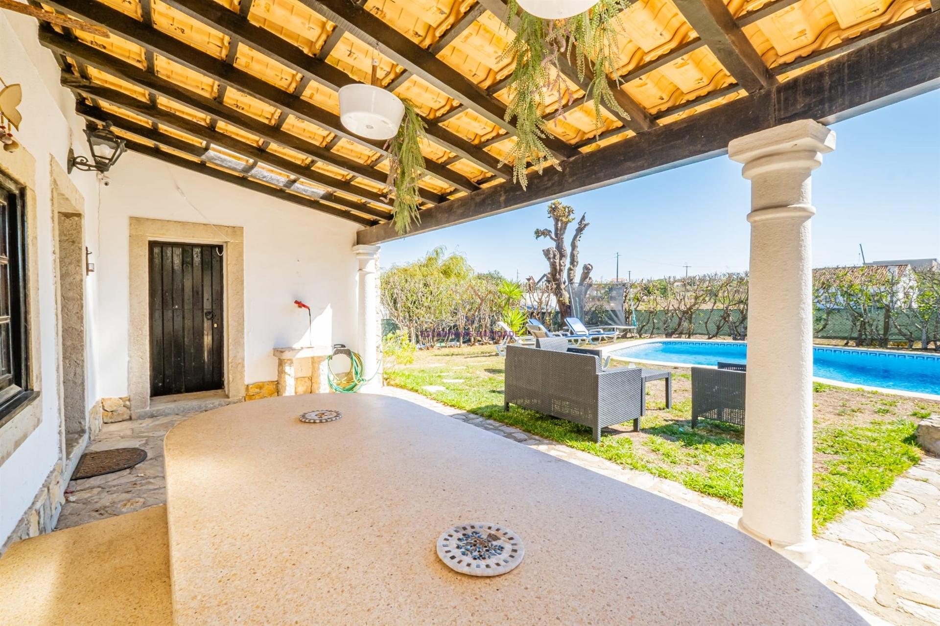 Moradia com piscina em Sesimbra - Zambujal de Cima