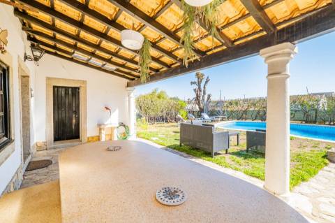 Moradia com piscina em Sesimbra - Zambujal de Cima