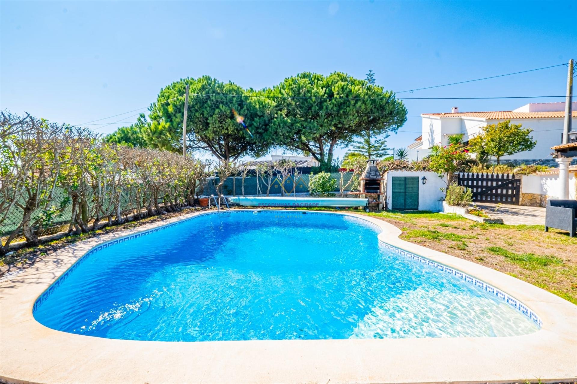Moradia com piscina em Sesimbra - Zambujal de Cima