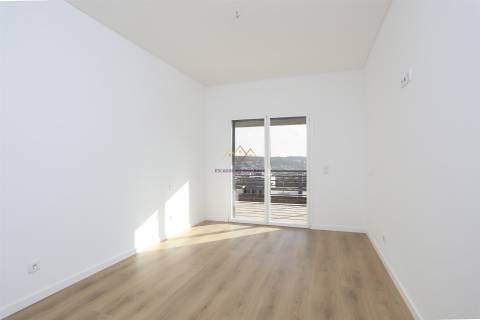 Colinas do Cruzeiro, Fantástico T4 Duplex Novo a estrear