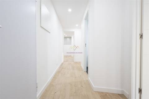 T2+1 Remodelado em Alverca