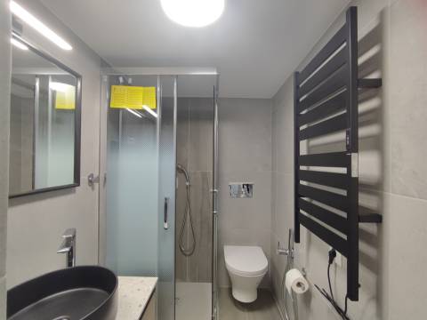 Loja transformada em T3 remodelado Odivelas