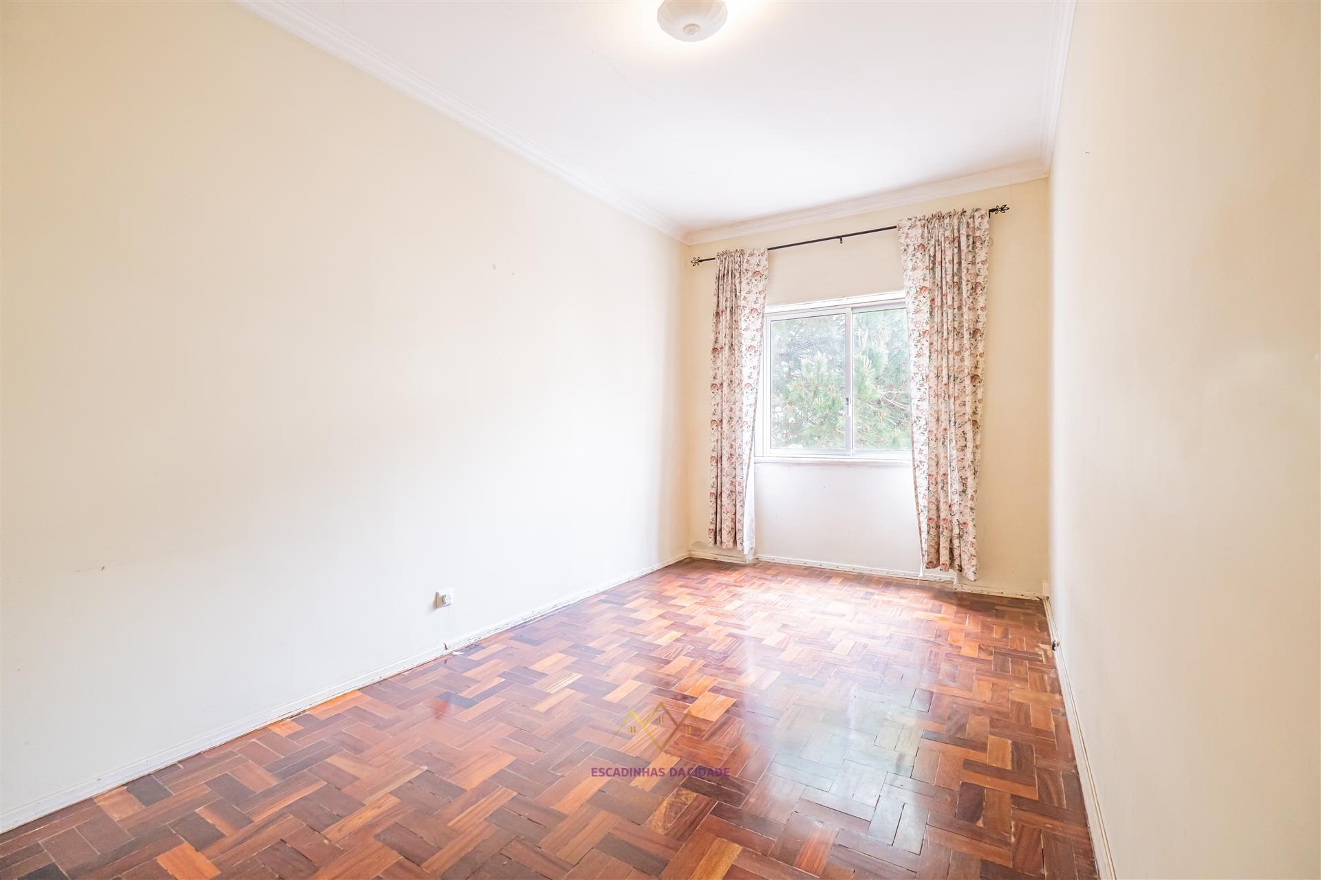 T3 com 2 Salas: o espaço ideal para a sua família crescer com conforto e conveniência