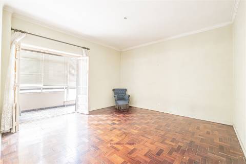 T3 com 2 Salas: o espaço ideal para a sua família crescer com conforto e conveniência