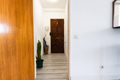 T3+1 Santo António dos Cavaleiros