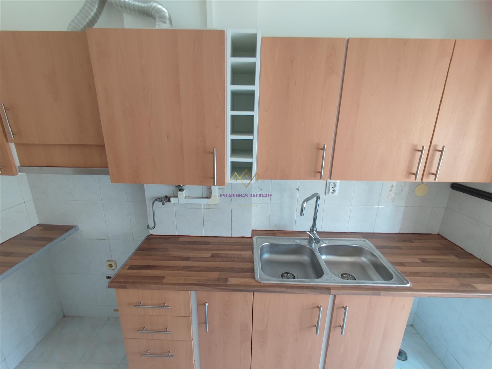 T3 Transformado em T4 Duplex | Espaçoso, Luminoso e com Grande Potencial