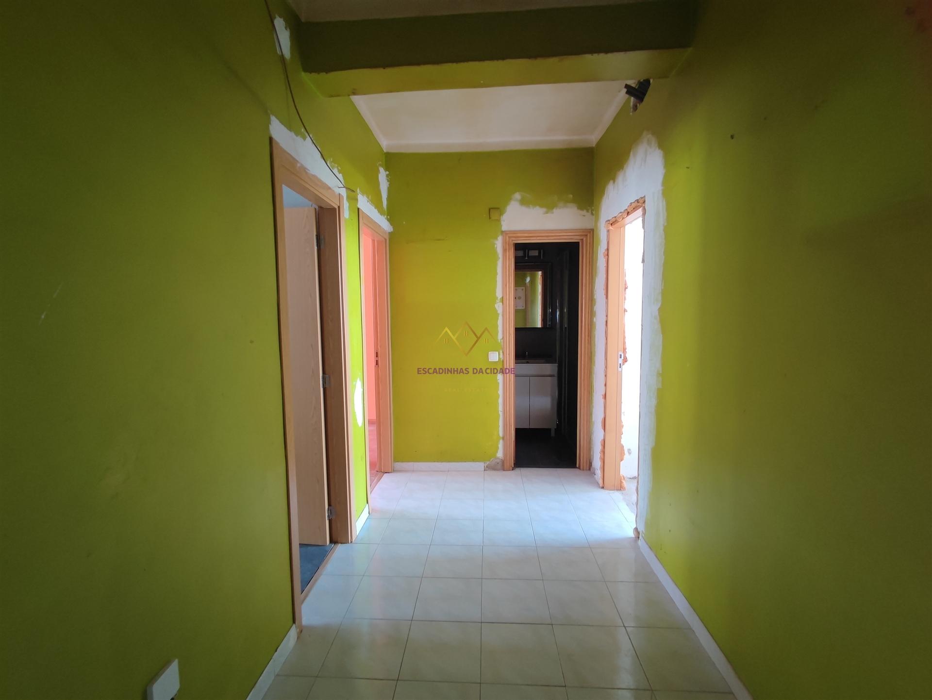 T3 Transformado em T4 Duplex | Espaçoso, Luminoso e com Grande Potencial
